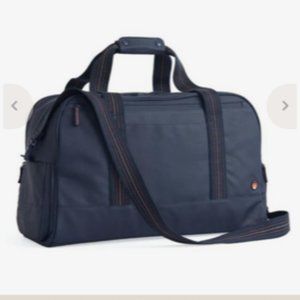 New with tags Marine Layer Weekender Bag in Navy